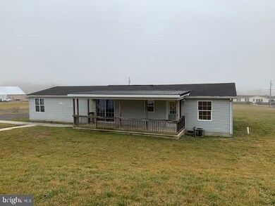 1099 Apple Way, Saint Thomas, PA 17252 - photo 4