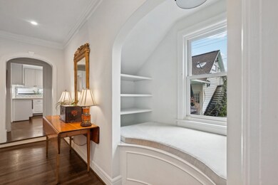 Spacious sitting nook right off the living room wi