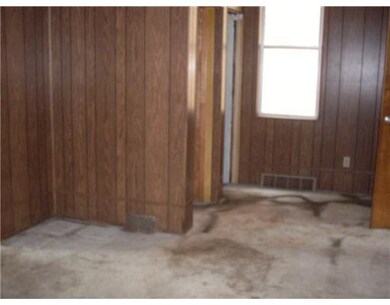 419 Sweetbriar St, Pittsburgh, PA 15211 - photo 5