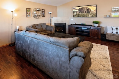 1956 NW Joshua Tree Ct, Redmond, OR 97756 - photo 3