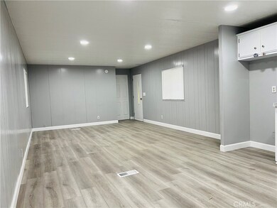 13820 Rodeo Dr, Victorville, CA 92395 - photo 4