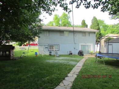 6655 Concord Dr, Newburgh, IN 47630 - photo 4