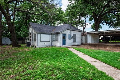 107 Windsor Ct, Weatherford, TX 76086 - photo 2