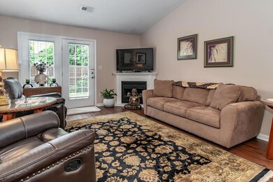 5-web-or-mls-2008 SUMMER VALLEY WAY FINA