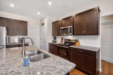 2113 NW Linwood Ct, Ankeny, IA 50023 - photo 7