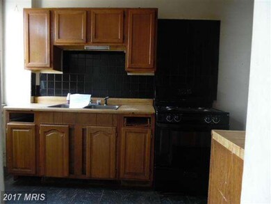 331 Marydell Rd, Baltimore, MD 21229 - photo 7