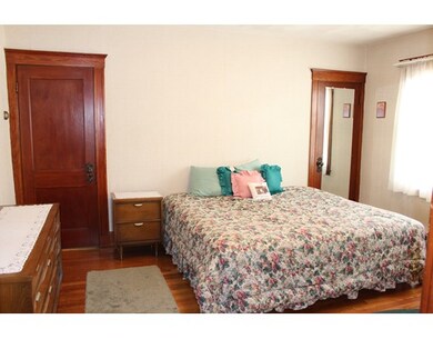 34 Roberts St, Quincy, MA 02169 - photo 7