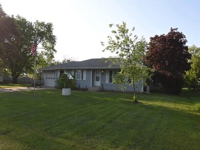 615 3rd St W, Park Rapids, MN 56470 - photo 2