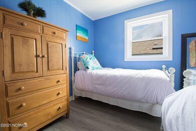 6-16-21_409_4thSt_SunsetBeach9