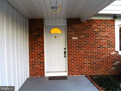 200 Swedes Run Dr, Delran, NJ 08075 - photo 2