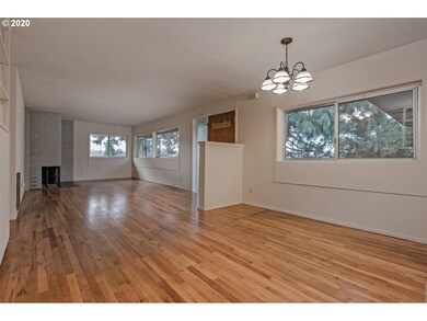 Living Room/Dining Room