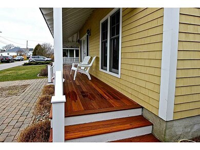 78 Crest St, Middletown, RI 02842 - photo 3