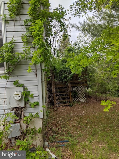 807 Old Fritztown Rd, Reading, PA 19608 - photo 6