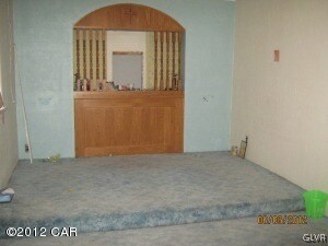 214 W Green St, West Hazleton, PA 18202 - photo 3