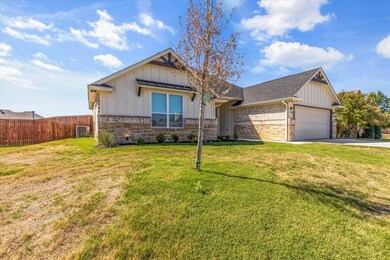 3003 Promenade Dr, Granbury, TX 76049 - photo 5