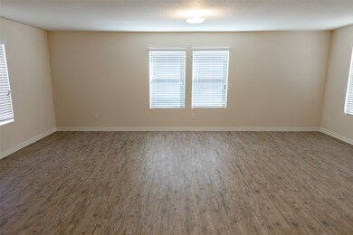 1503 Dove Cir, Ennis, TX 75119 - photo 7