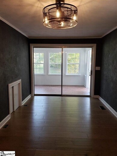 310 A & B Main St unit A & B, Reidville, SC 29375 - photo 7