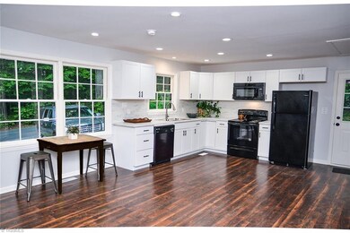 607 N Fir Ave, Siler City, NC 27344 - photo 5