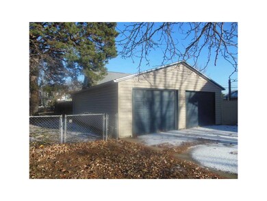 Garage. Extra deep - 720 sq. ft. garage.