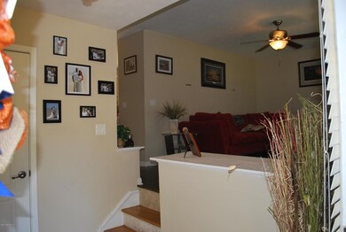 4321 Fender Dr, Jacksonville, FL 32210 - photo 7