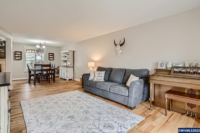 2174 Dorsey Dr, Hubbard, OR 97032 - photo 3