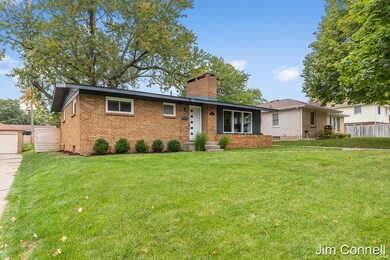 1543 Carlton Ave NE, Grand Rapids, MI 49505 - photo 2