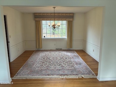 2135 Morrow Ave, Schenectady, NY 12309 - photo 6