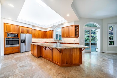 855 Wells Fargo Loop, Jacksonville, OR 97530 - photo 4