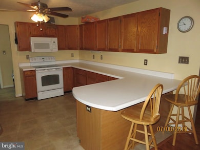 23235 Spalding Ln, Leonardtown, MD 20650 - photo 7