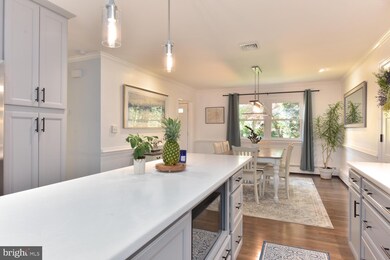 3325 Wilkins Dr, Falls Church, VA 22041 - photo 5