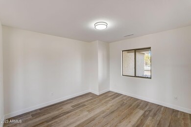7-web-or-mls-W Pecan Rd-007