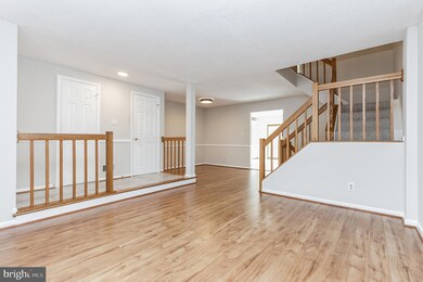 1624 Oak Spring Way, Reston, VA 20190 - photo 7