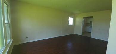 1724 Lyons Ct, Waukegan, IL 60085 - photo 6