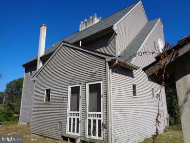 306 Highland Rd, Christiana, PA 17509 - photo 4