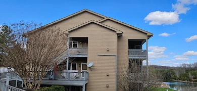 Side & deck-top floor
