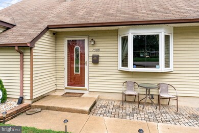 1509 Market St, Gloucester City, NJ 08030 - photo 2