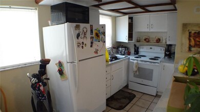 8301 Bayshore Dr, Treasure Island, FL 33706 - photo 7