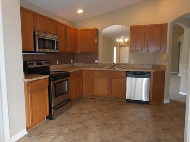 10218 Perthshire Cir, Land O Lakes, FL 34638 - photo 3