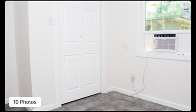 7003 Hoffman St unit b, Houston, TX 77028 - photo 2