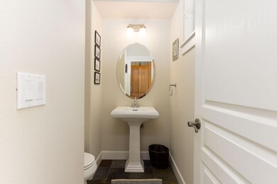 1454 NW William Clark St, Bend, OR 97701 - photo 7