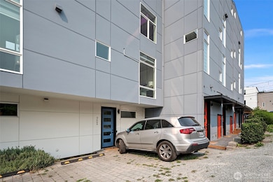 3609 S Findlay St, Seattle, WA 98118 - photo 2