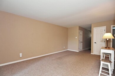 42 Belfast Dr, North Wales, PA 19454 - photo 5