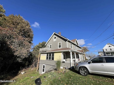 39 Circular Ave, Pittsfield, MA 01201 - photo 2