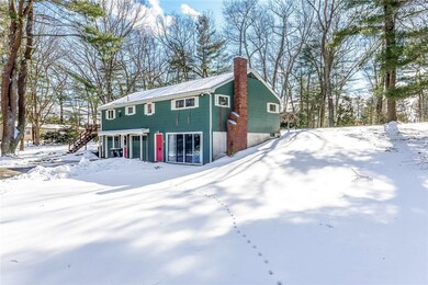 17 Breezy Knoll Rd, Greenville, RI 02828 - photo 2
