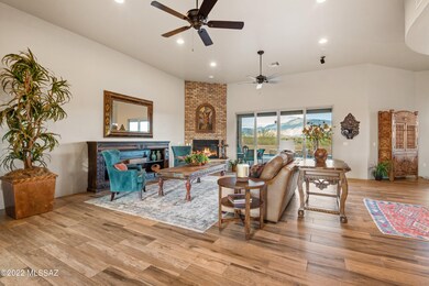 04-Living Room