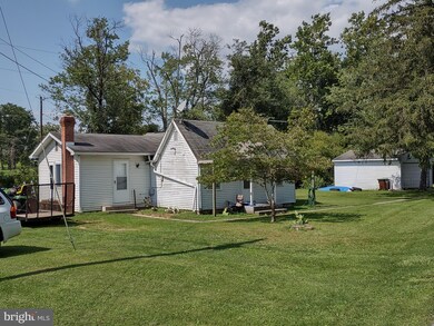 4159 Sycamore Grove Rd, Chambersburg, PA 17202 - photo 2