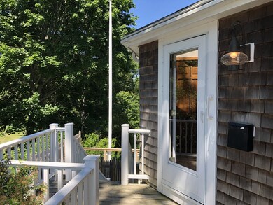 40 Warr Ave, Wareham, MA 02571 - photo 2