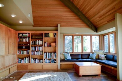 4 Family Room