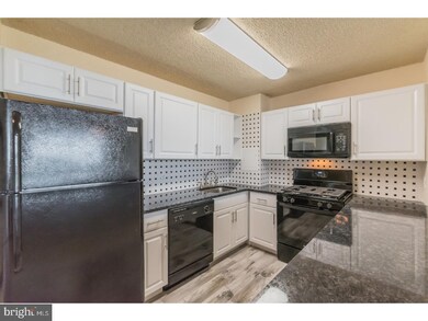 Radnor House unit 805, Bryn Mawr, PA 19010 - photo 4