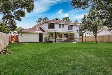 132 Saint Andrews Dr, Friendswood, TX 77546 - photo 5